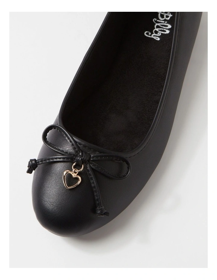 Dreamie Black Flat Shoes image 4