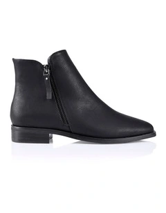 Hawk Ankle Boots - Black Softee