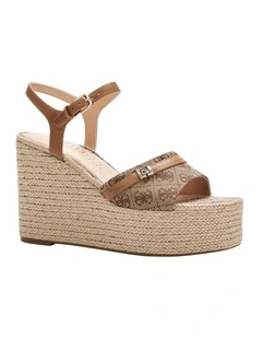 Taani Wedge Heels in Brown