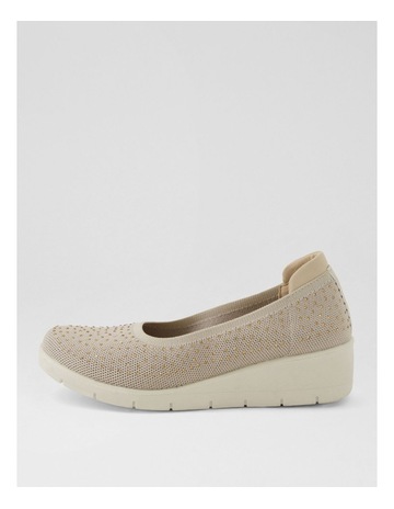 Neutral colour