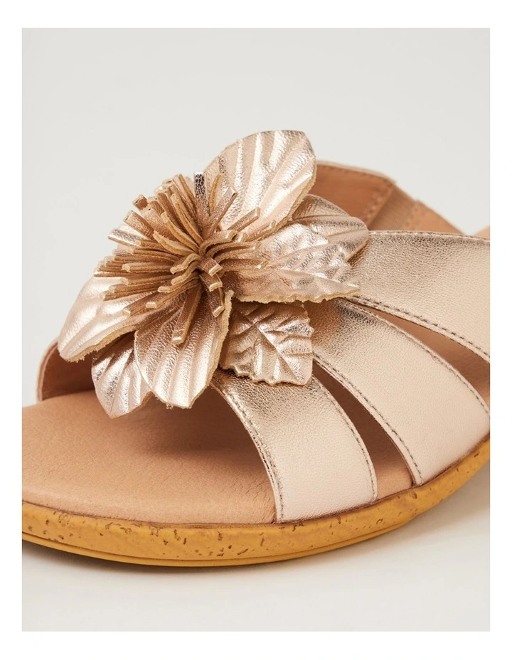 Vincenie Pale Rose Gold Leather Sandals image 5