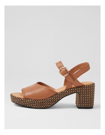 Tan colour