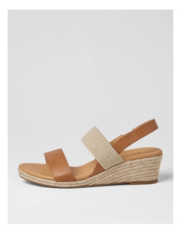 Tan colour