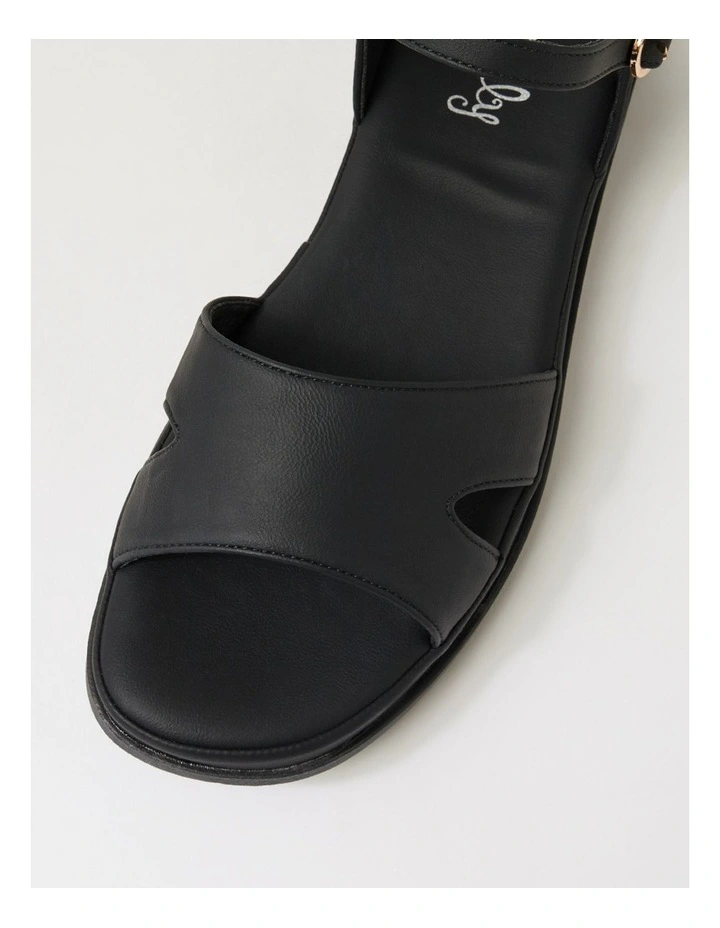 Harrash Black Sandals image 4