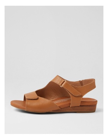 Tan colour