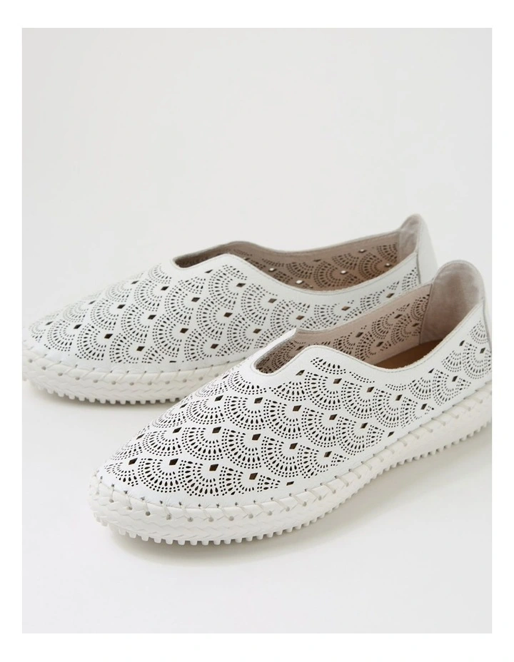Willow White Leather Flat Shoes image 5