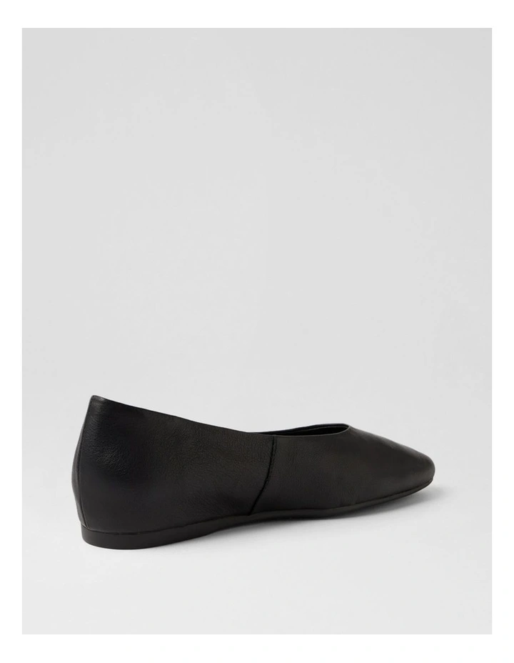 Karter Black Leather Flat Shoes image 3