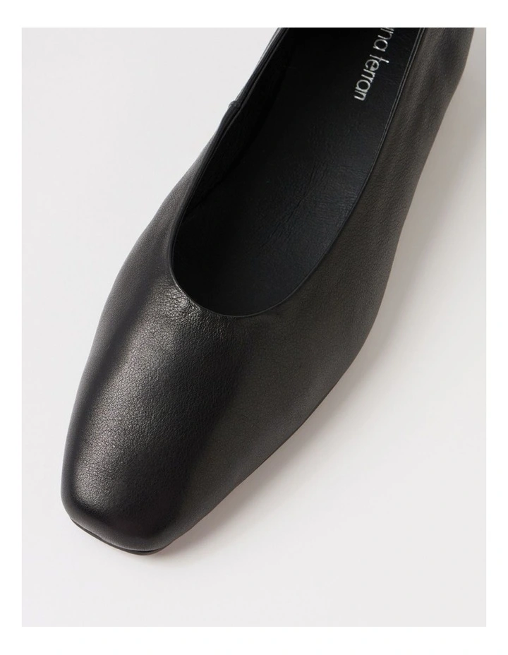 Karter Black Leather Flat Shoes image 4