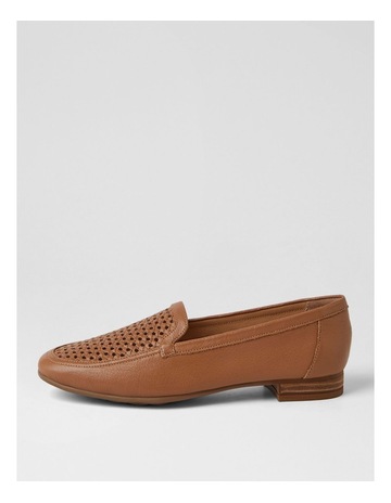 Tan colour