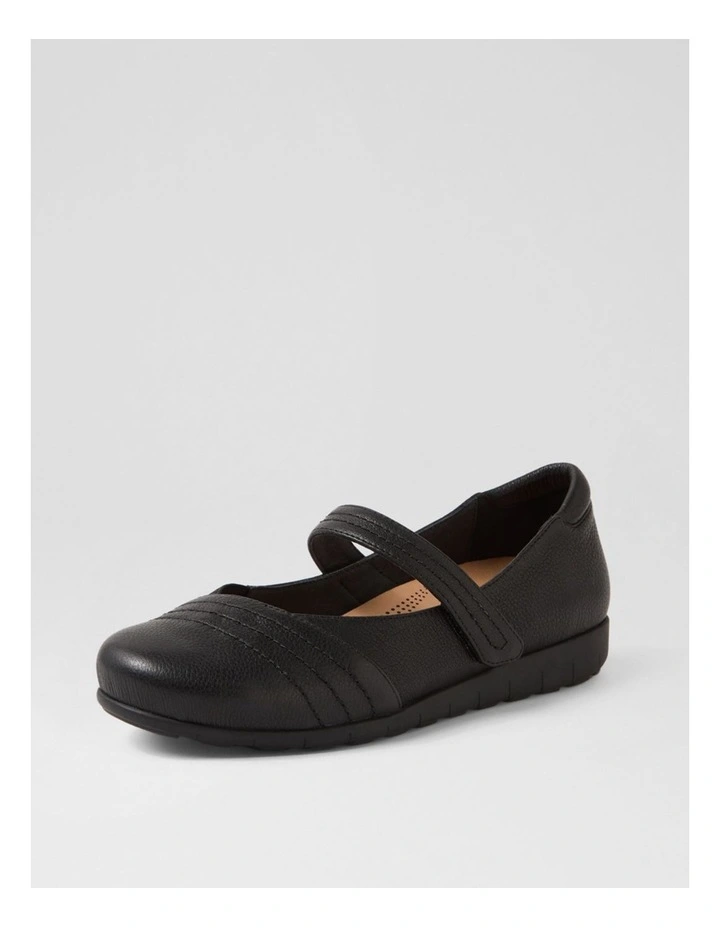 Becketts D Black Leather Elastic Flat Shoes image 2