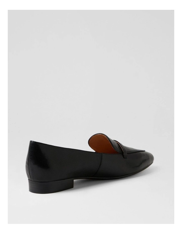 Daele Black Leather Flat Shoes image 3