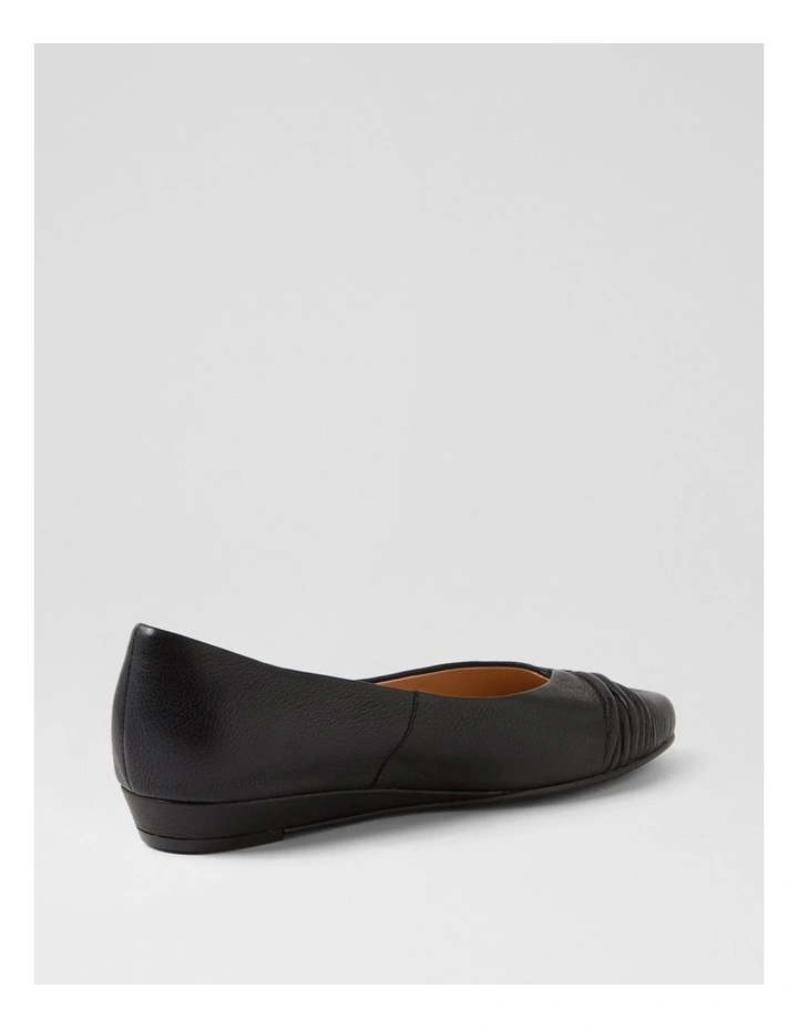 Carlas Black Leather Flat Shoes image 3