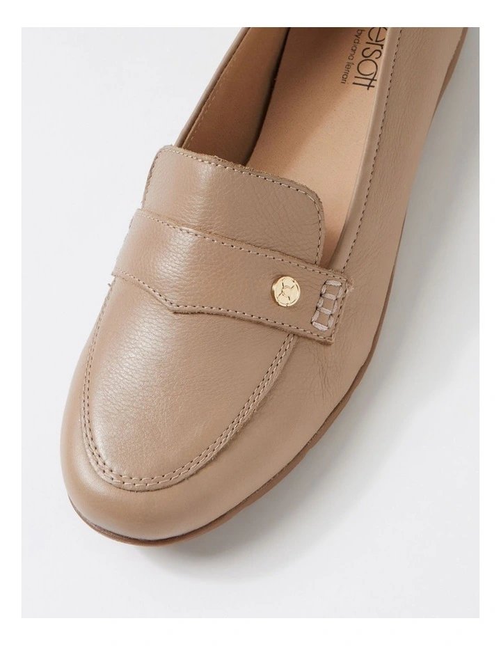 Holies Fawn Leather Flat Shoes image 4