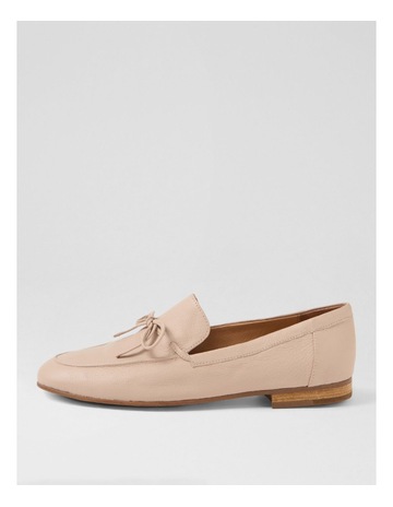 Neutral colour