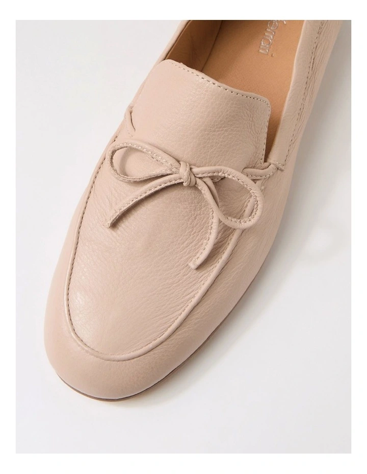 Idayne Stone Leather Flat Shoes image 4