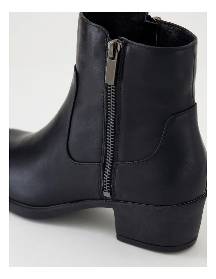 Artlina Black Ankle Boots image 5
