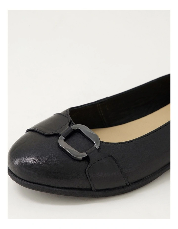 Harsi Black Leather Ballet Flats image 5