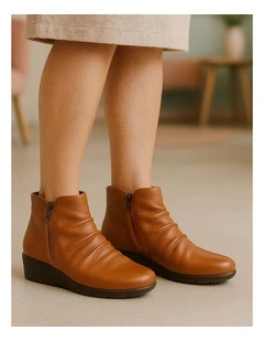 Maxie New Tan Leather Ankle Boots