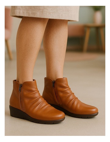 Tan colour