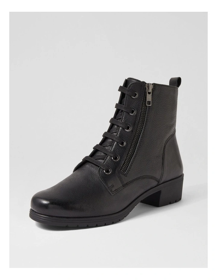 Cash Black Leather Ankle Boots image 2