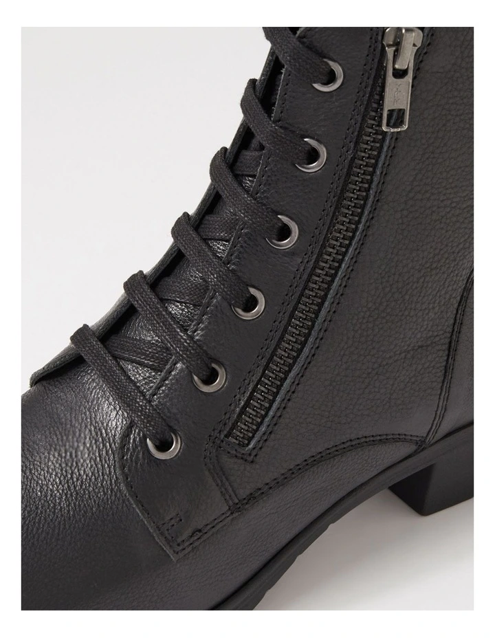 Cash Black Leather Ankle Boots image 5