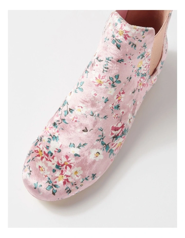 ENDALE-IL-PINK FLORAL-VELVET image 4