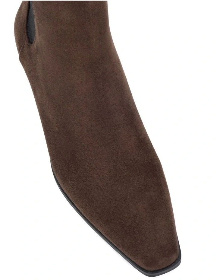 DESTA - Espresso Suede image 4