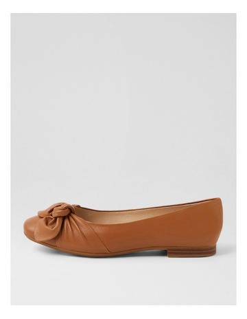 Tan colour