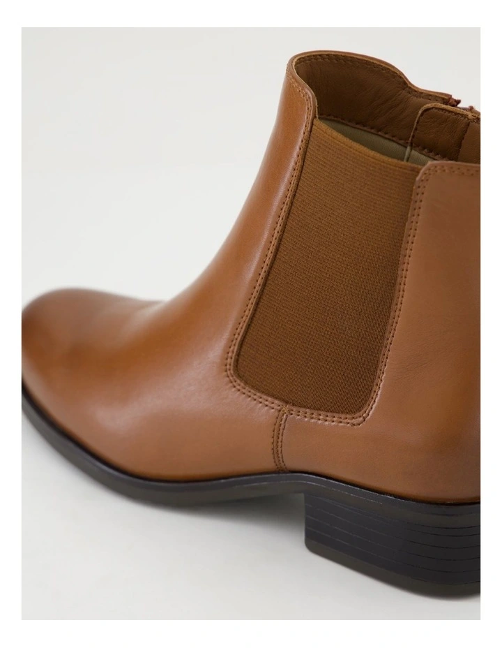 Elsies Tan Burnished Leather Ankle Boots image 5