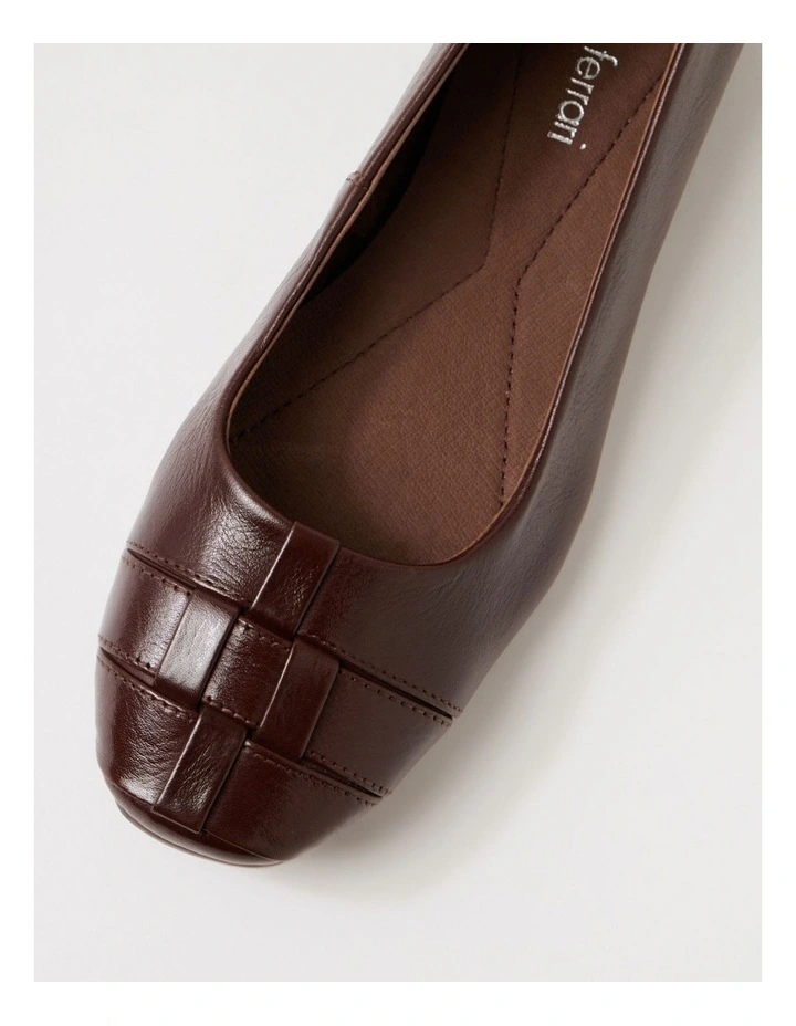 Tylan Choc Leather Flat Shoes image 4