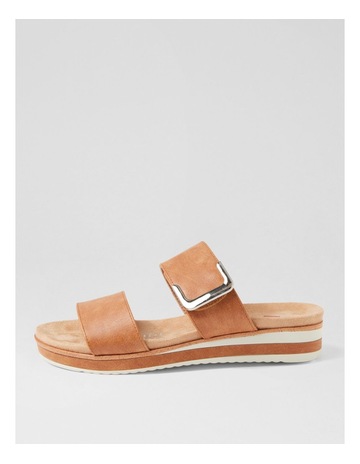 Tan colour