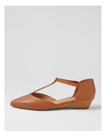 Tan colour
