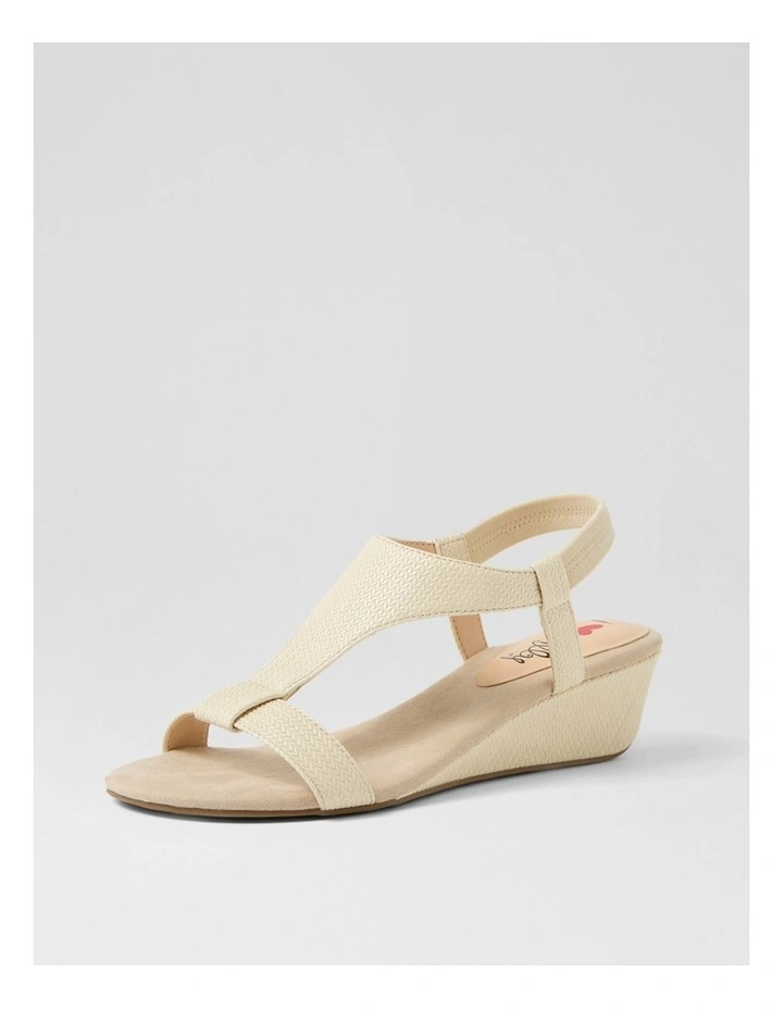 Bunro Almond Emboss Sandals image 2