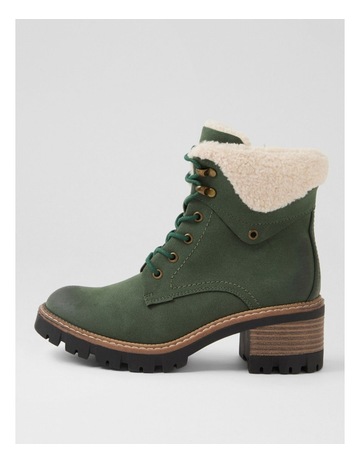 Green colour