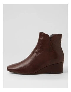 Grande Choc Luxe Leather Ankle Boots