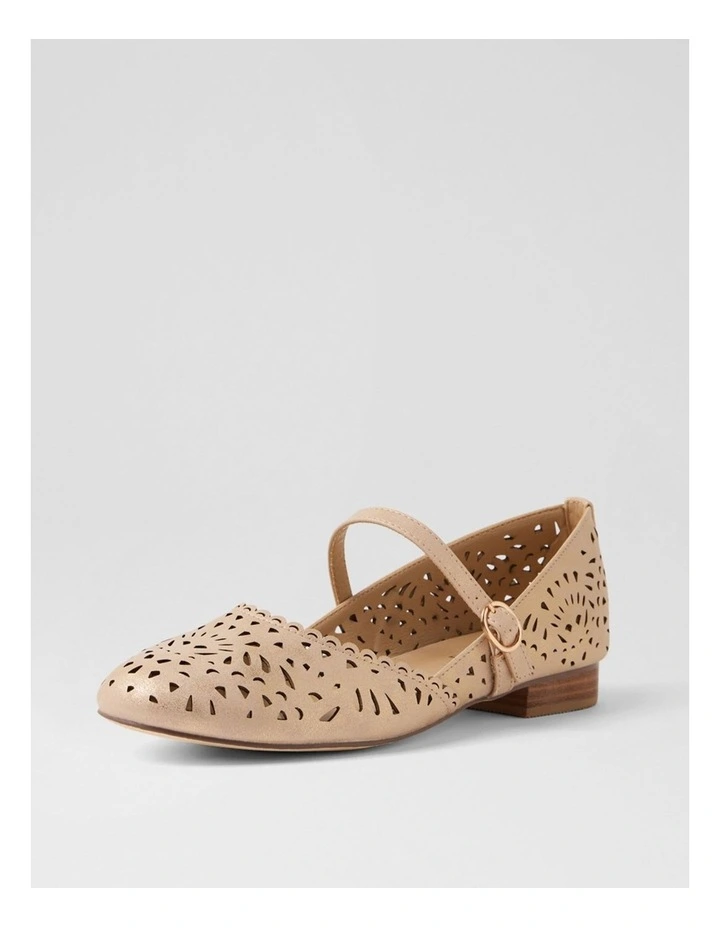Aronta Sand Dust Flat Shoes image 2