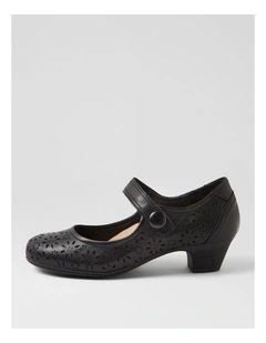 Lindeal Black Leather Heels
