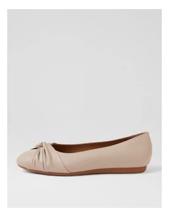Blackelys Oatmilk Leather Flat Shoes
