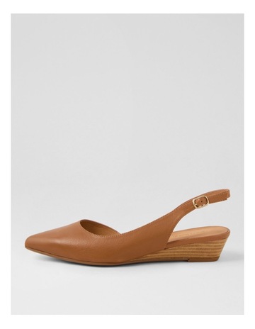 Tan colour