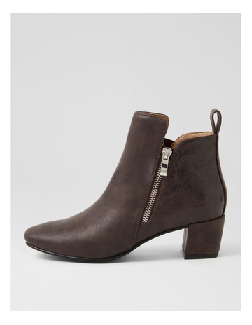 Brown colour