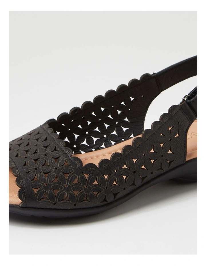 Benisie Black Leather Sandals image 5