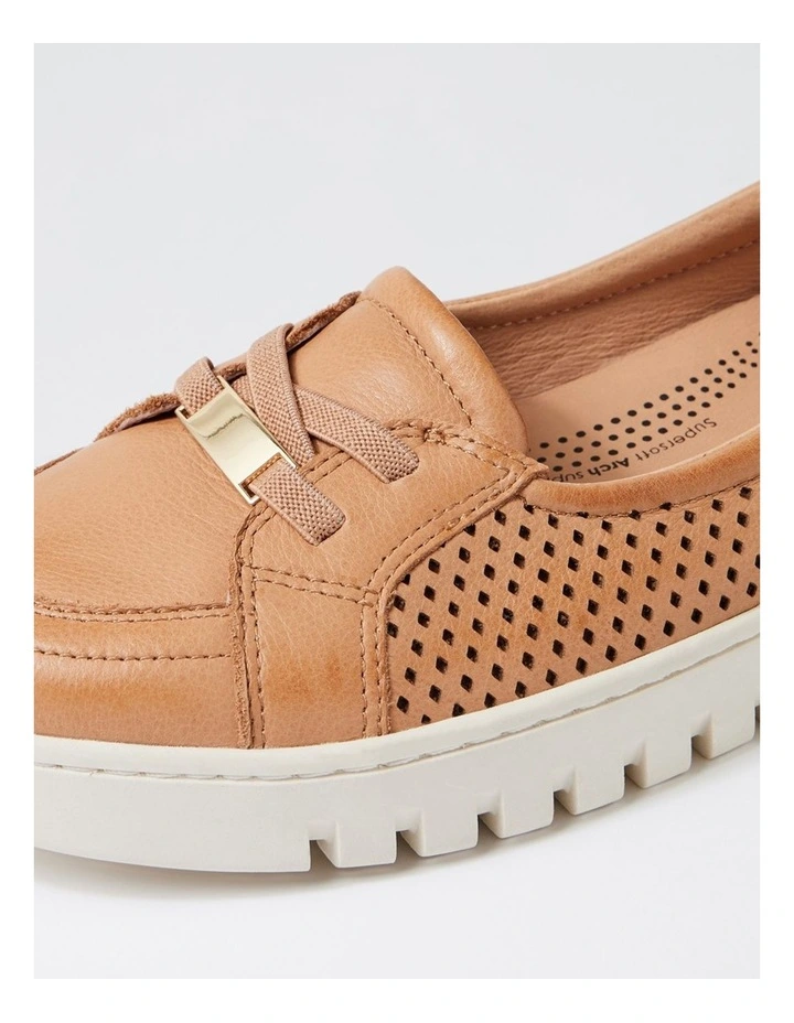 Tarins Dark Tan Off White Sole Leather Flat Shoes image 5