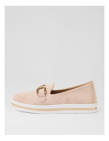 Neutral colour