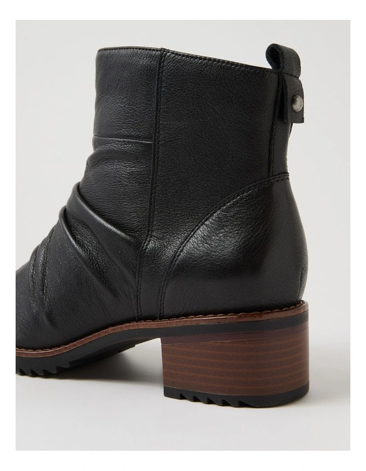 Gardin Black Leather Ankle Boots image 5