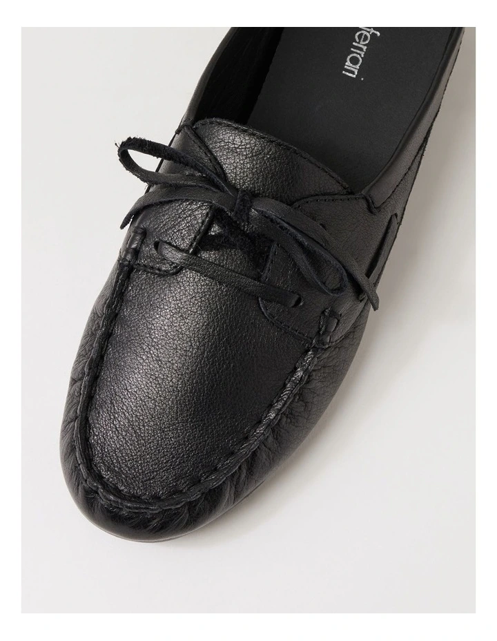 Ebuni Black Leather Flat Shoes image 4
