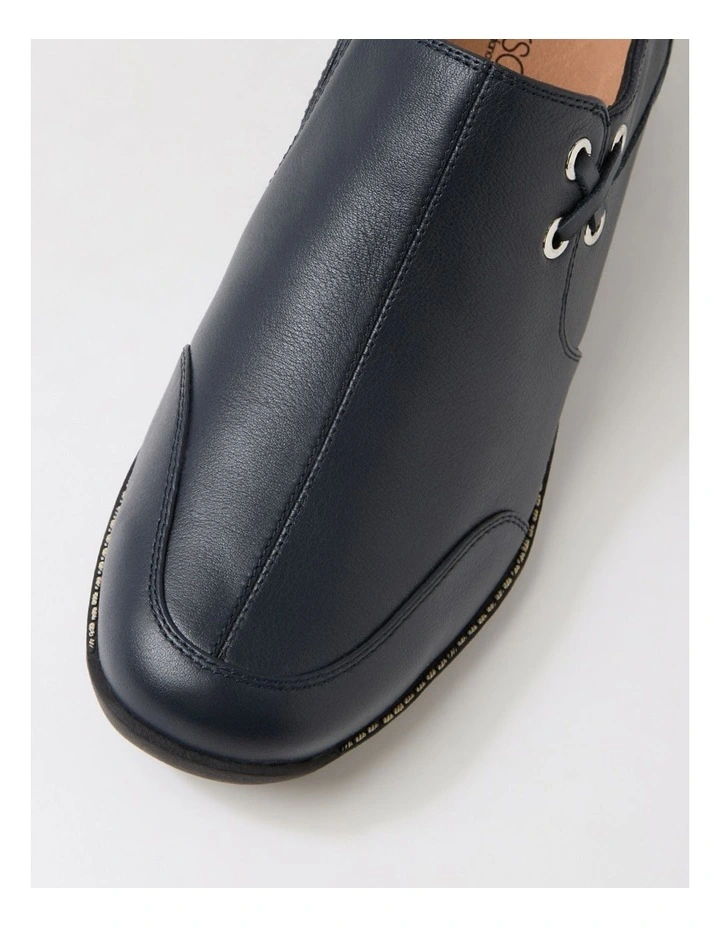 Ivyies Navy Leather Flat Shoes image 4