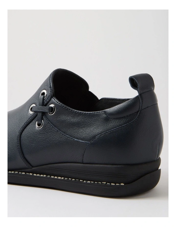 Ivyies Navy Leather Flat Shoes image 5