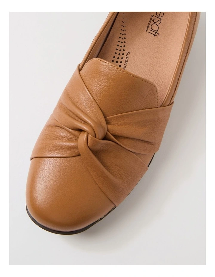 Inies Dark Tan Brown Leather Flat Shoes image 4