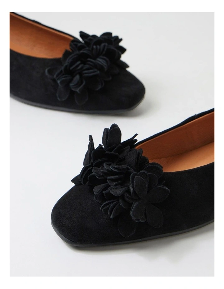 Khloes Black Suede Flat Shoes image 5