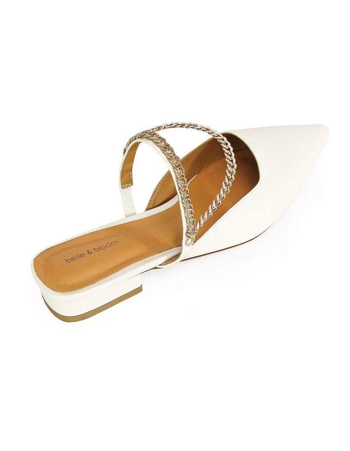 On The Go Leather Flat in Cream image 3